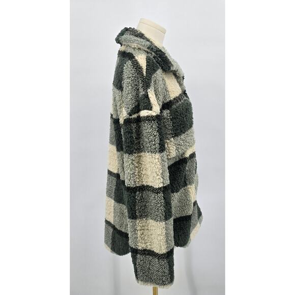 Thread & Supply 
Olive and Oyster Teddy Jacket - Picture 2 of 5